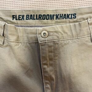 Duluth Trading Co. Standard Fit Flex Ballroom Khakis in Tan - Mens 40/30